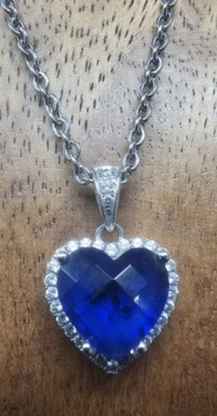 925 Sterling Silver Created Sapphire Heart Pendant Choker CZ Necklace For Women - Picture 10 of 10